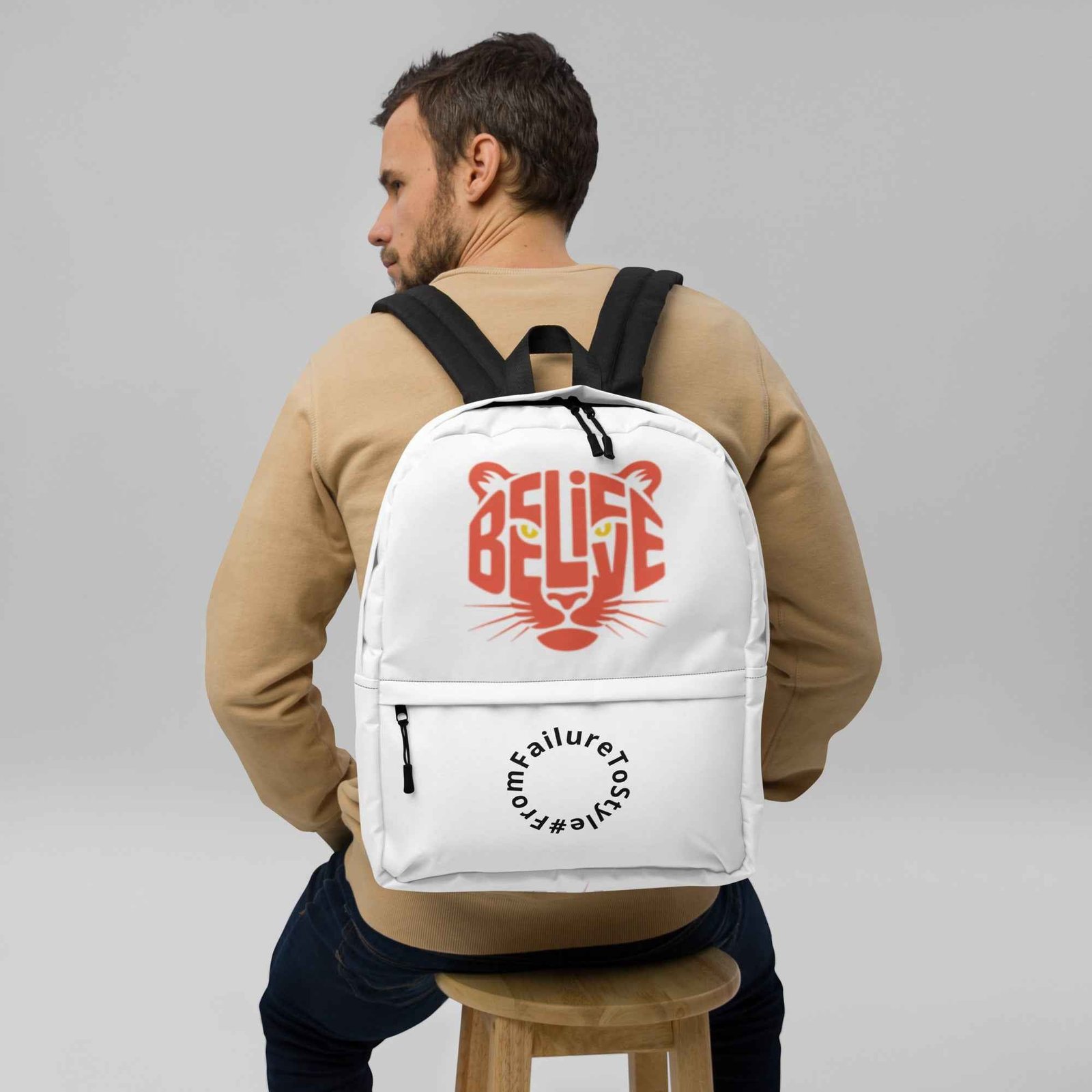 Zaino “Urban Flow” 🎒 | FAIL Streetwear – Resistente, Versatile e Waterproof - FAIL Streetwear